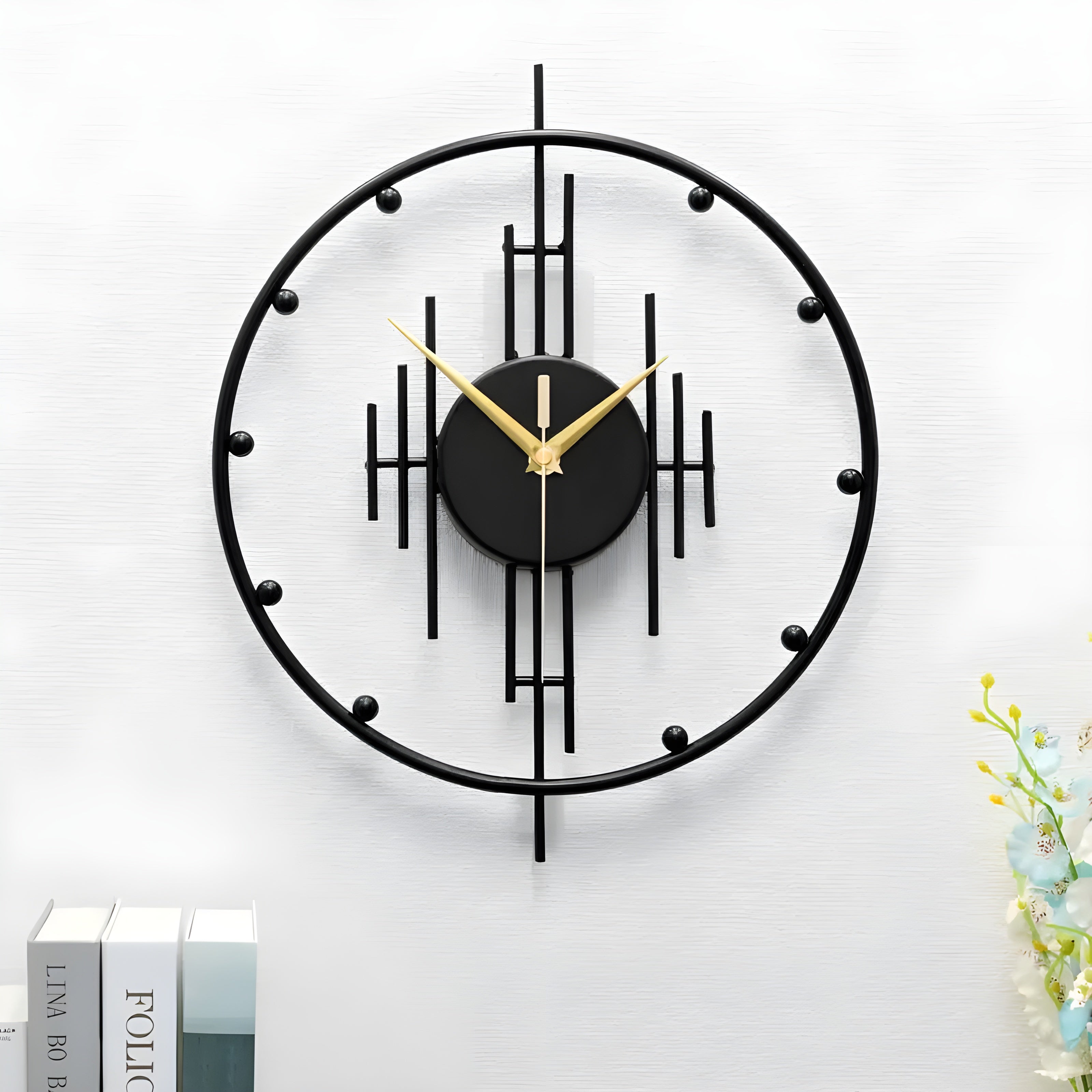 TimeNest - Stille wandklok met glad rond frame en stil tikken voor moderne interieurs