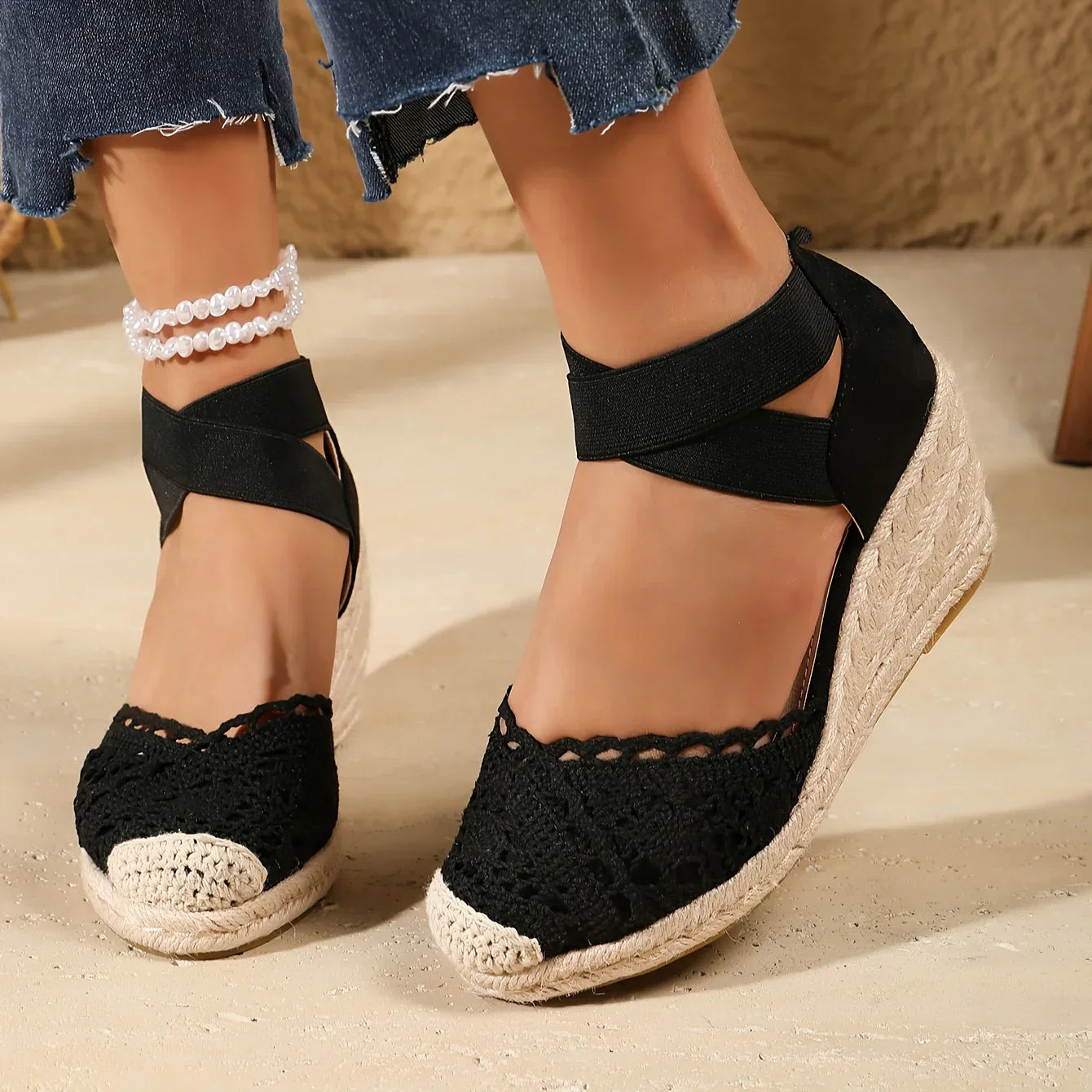 Selene – Elegante sleehak sandalen met open teen en enkelbandje