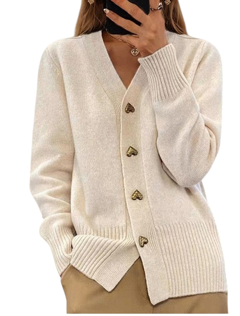 Zoe - Gezellig vest met V-hals en hartvormige knoopdetails