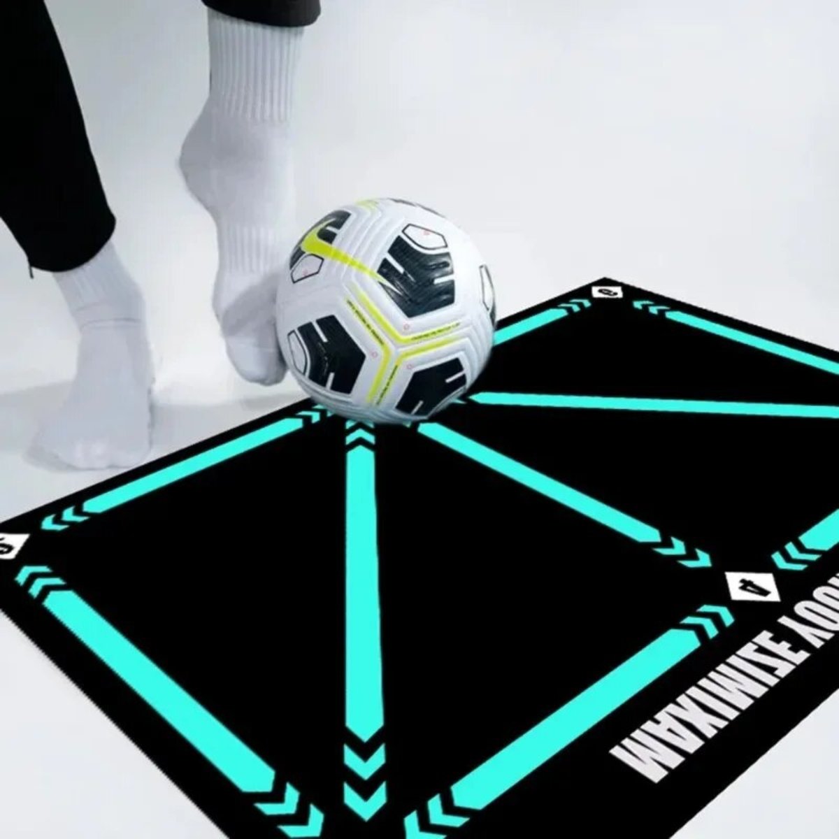 MasterTrack - Duurzame vaardigheidsmat voor intensieve voetbaltraining