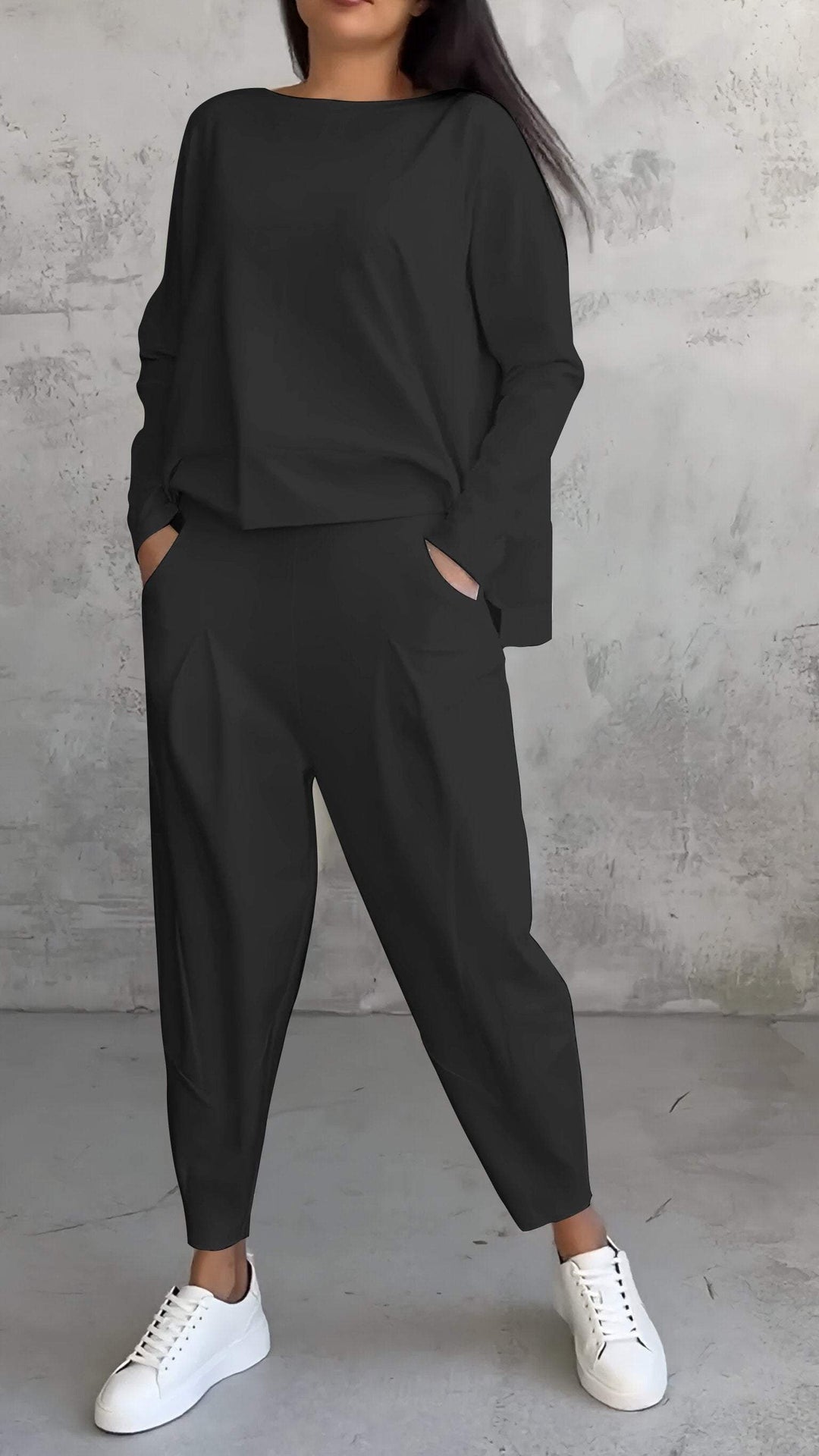 Serenity – Tweedelige set met een top met lange mouwen en een broek met wijde pijpen