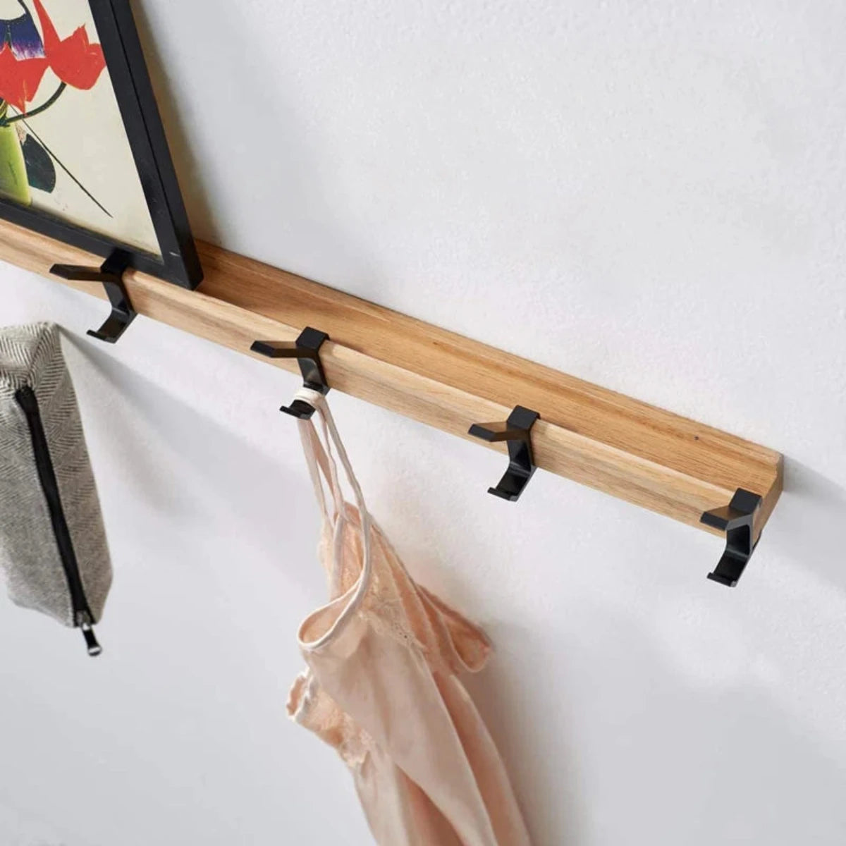 HangEase – Lichtgewicht wandhangers met uitgelijnde haken en verborgen montagestructuur