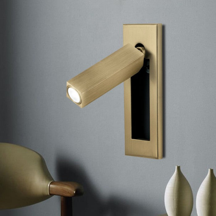 NovaGlow - Moderne wandlamp met verstelbare lichtbundel en handige uitschuifbare schakelaar