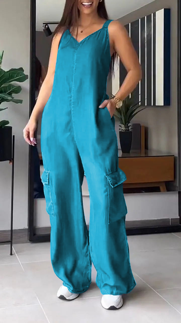 Mia – Casual jumpsuit met wijde pijpen en verstelbare bandjes