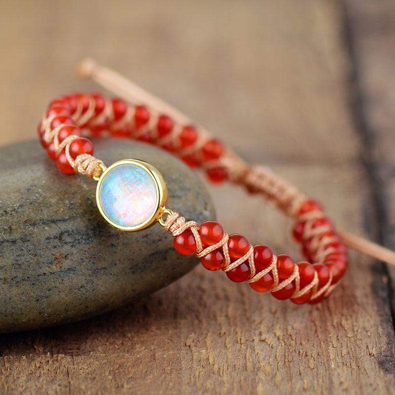 WristMate - Stijlvolle armband met accenten van natuursteen en een rustgevend gelaagd kralenontwerp