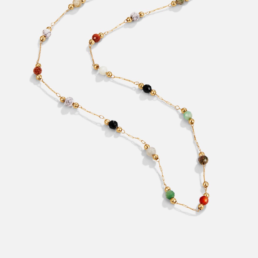 Sierra – Elegante kralenketting met gelaagde kleurrijke strengaccenten