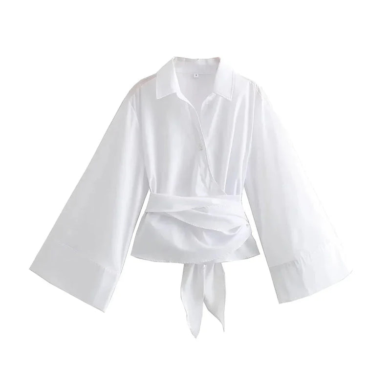 Elena - Stijlvolle wikkelblouse met klokmouwen