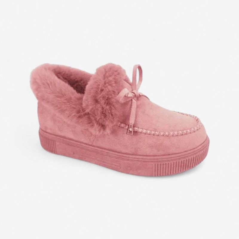 Amanda - Ronde teen Schoenen met Decoratieve Kwast en Slip On Ontwerp