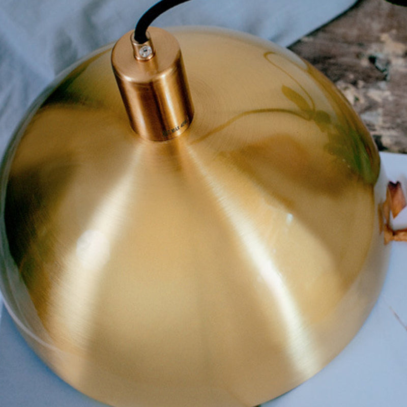 GoldenAura - Elegante Gouden Hanglamp voor Geraffineerde Interieurs