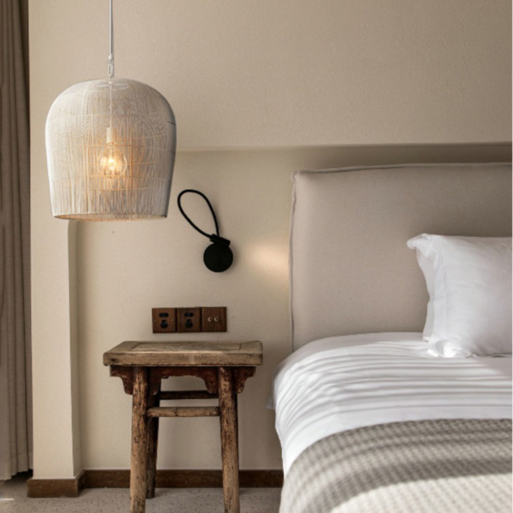 WickerGlow - Handgeweven rotan hanglamp met warme sfeer