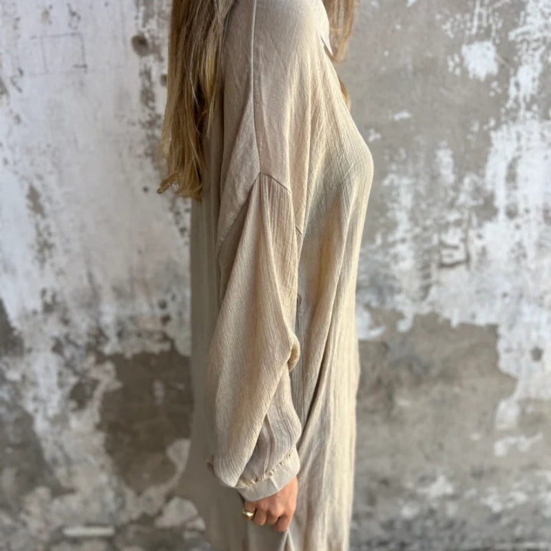 Daphne - Elegante tweedelig set met shirt met lange mouwen en shorts met elastische taille