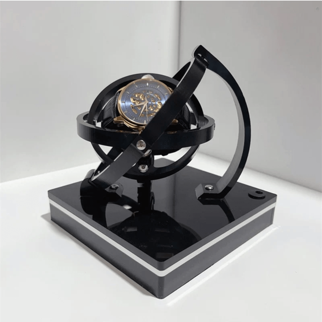 WatchMaster - Houdt uw horloge in beweging met een luxe display
