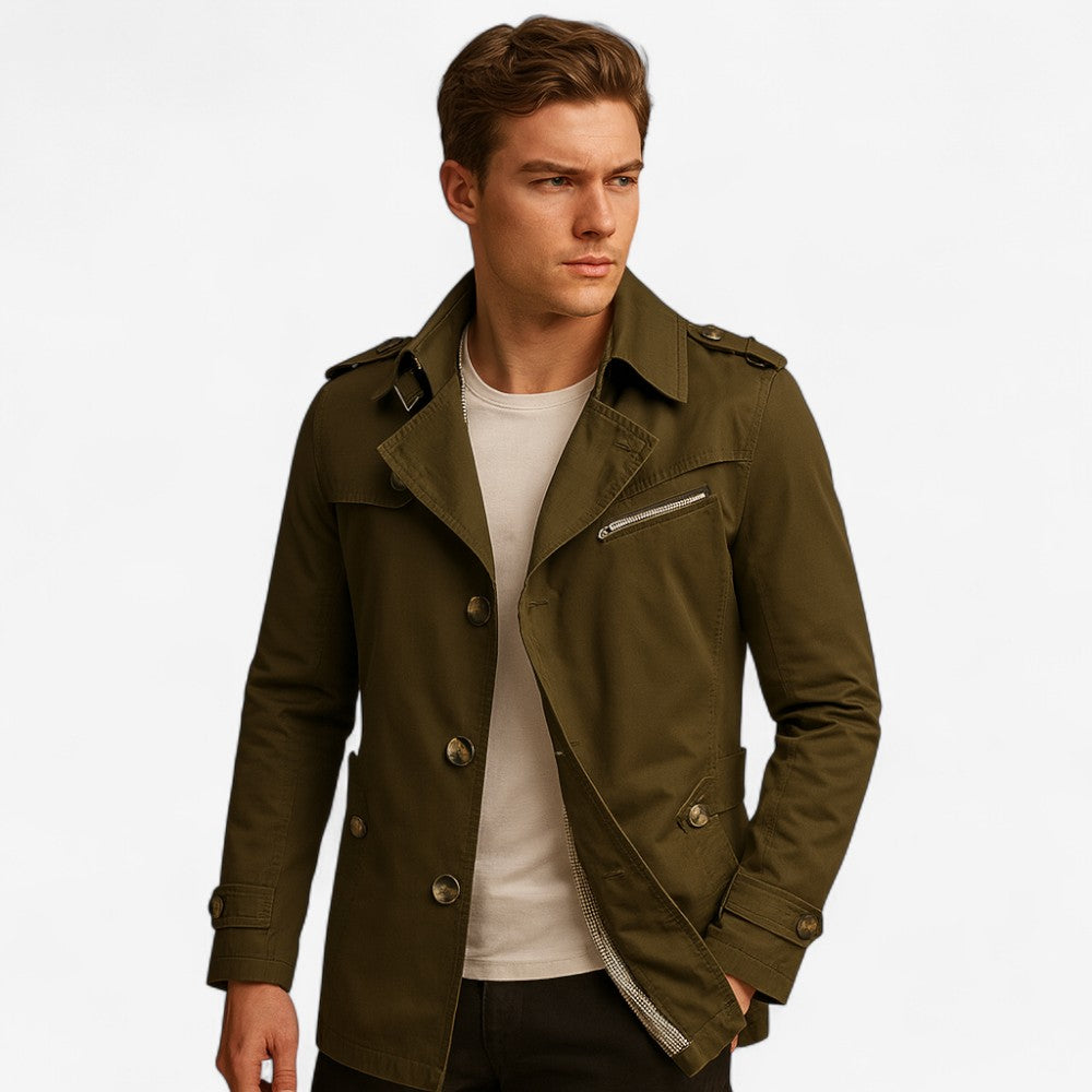 Benjamin – Enkelsluitende Trenchcoat met Omgeslagen Kraag