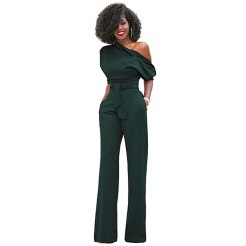 Emilia - Jumpsuit met één schouder en wijde pijp met tailleband