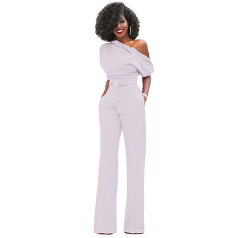 Emilia - Jumpsuit met één schouder en wijde pijp met tailleband