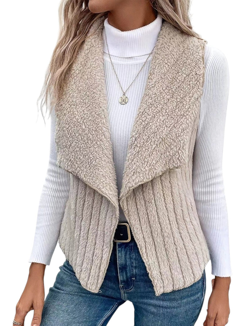 Mira – Stijlvol mouwloos teddyvest met gedrapeerde kraag en geribbelde look